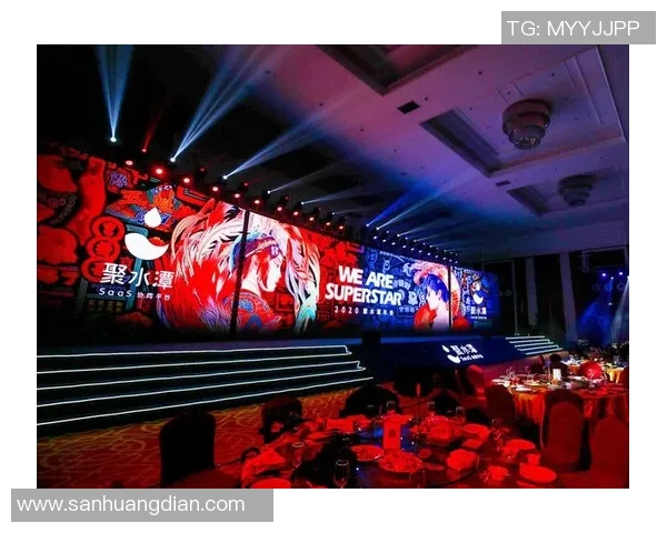 强强三人组携手共进共创辉煌未来的传奇故事与奋斗历程